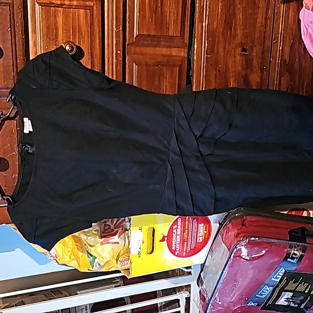 !!.               Ladies size 4 dress